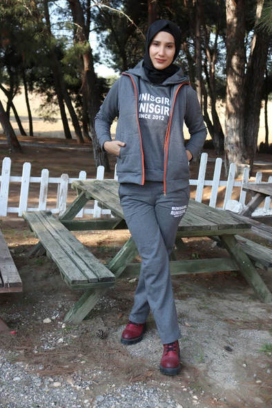 Günlük Kışlık Şık ve Rahat Üçlü Kadın Tesettür Eşofman Takımı