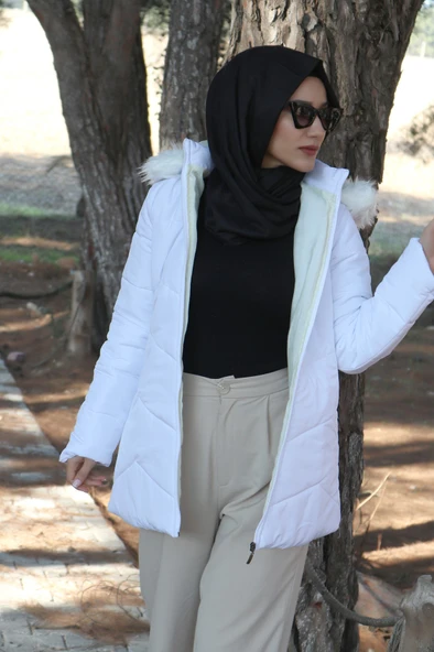 Günlük Kışlık Kapüşonu Kürklü Kadın Şişme Mont - Resim 2