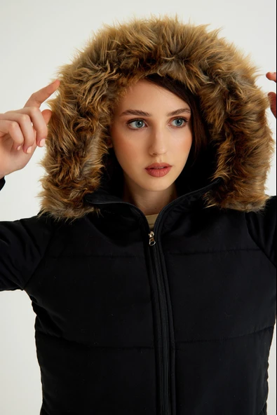 Kışlık Kürk Yaka Şişme Kadın Mont - 2