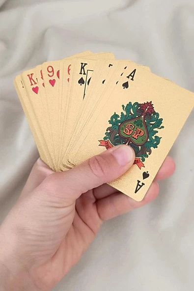 İskambil Kağıdı Altın Renk Plastik Parlak Su Geçirmez Poker Parti Oyun Kartı - 11