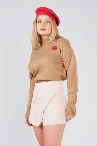 Kadın Çilek İşlemeli Dik Yaka Oversize Kazak Camel - 5