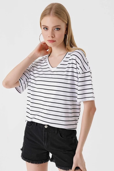 Kadın Çizgili Oversize Tshirt Beyaz - 3