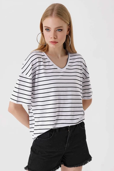 Kadın Çizgili Oversize Tshirt Beyaz - 2