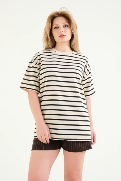 Kadın Çizgili Oversize T-Shirt  Siyah