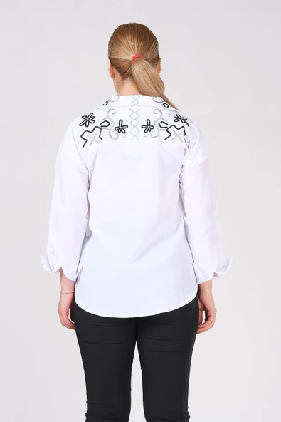 Kadın Yaka İşlemeli Gömlek Beyaz - 6
