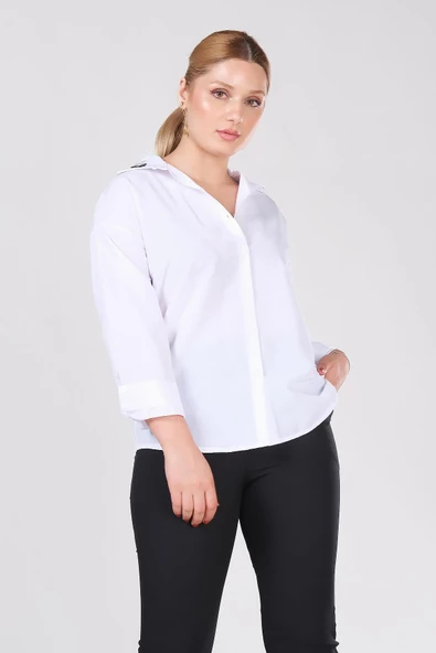 Kadın Yaka İşlemeli Gömlek Beyaz