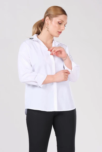 Kadın Yaka İşlemeli Gömlek Beyaz - 3