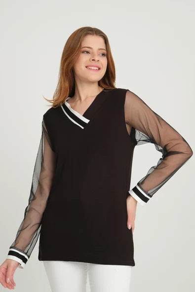 Kadın V Yaka Kol Tül Detaylı Bluz Siyah