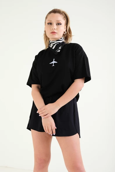 Kadın Nakışlı Oversize T-shirt Siyah