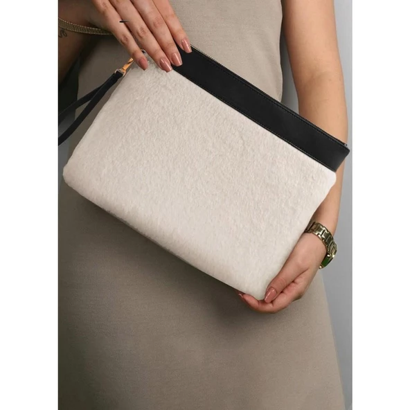 The Mia BAG029 Peluş Clutch Çanta Beyaz 26 x 33 Cm - 2