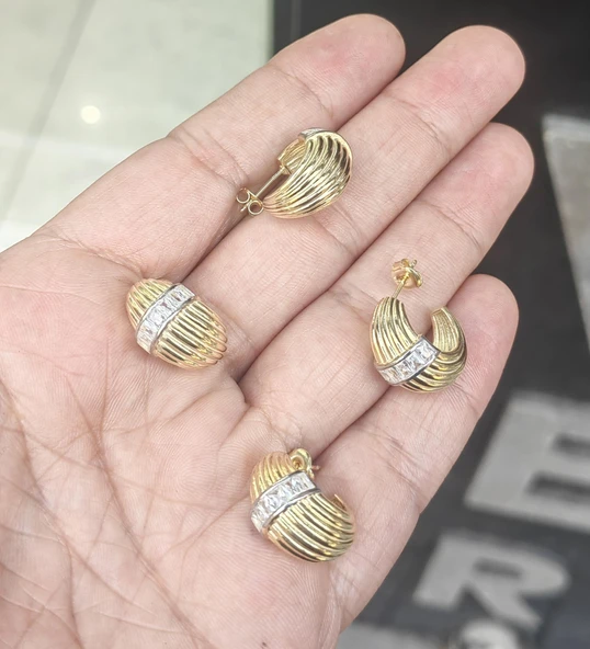 Yarım Ay Desenli Gümüş Küpe, Baget Taşlarla - Gold Renk - 5