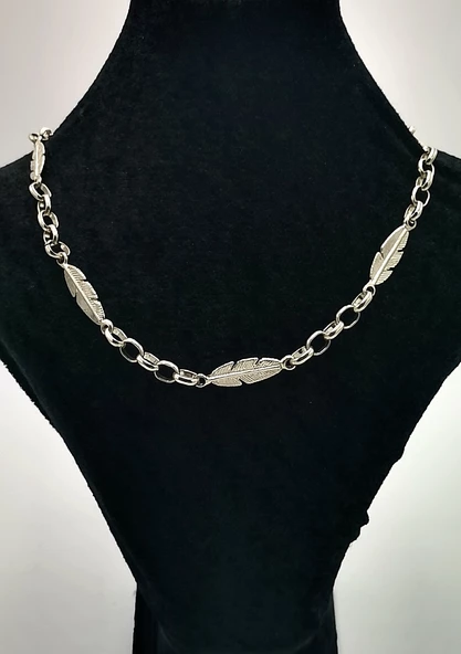 Gümüş Renk Zincirli Figürlü Lüks Kararmaz Kolye ürün görseli 1