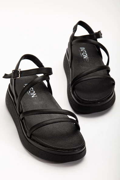 Siyah Dolgu Topuk Kadın Sandalet - Resim 3