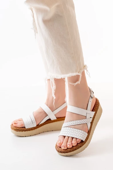 Beyaz Ortopedik Hakiki Deri Dolgu Kadın Sandalet - Resim 3