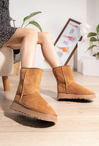 Hugg Kalın Taban İçi Yünlü Kısa Kadın Bot - Resim 6