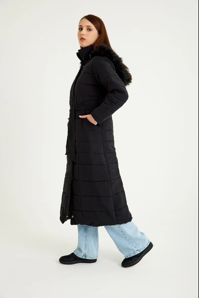 Günlük Kışlık Tam Boy Şişme Kadın Mont ürün görseli