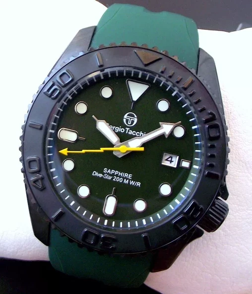 Sergio Tacchini ST.3.10002.5 Yeşil Dive-Star 200 m Erkek Kol Saati