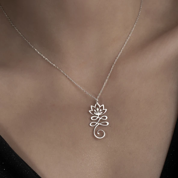 925 Ayar Gümüş Meditasyon Lotus Çiçeği Kolye