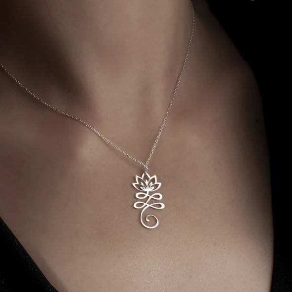 925 Ayar Gümüş Meditasyon Lotus Çiçeği Kolye - 2