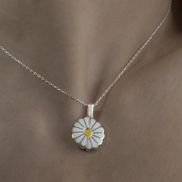 925 Ayar Gümüş Papatya Kolye ürün görseli 1