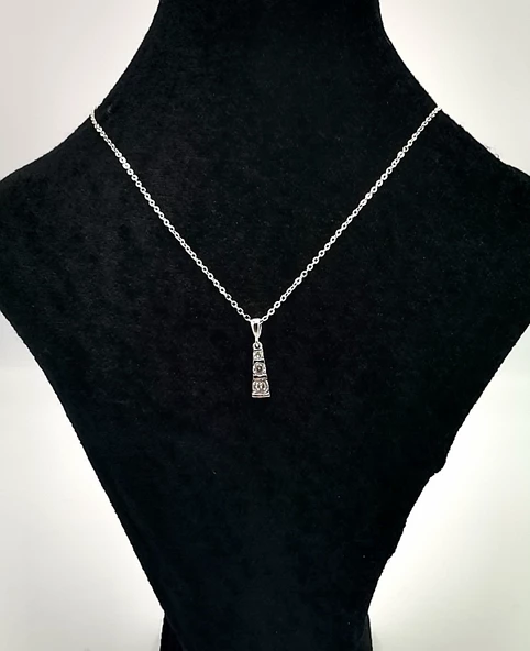 Gümüş Renk Zincirli Figürlü Karamaz Lüks Kolye ürün görseli 1