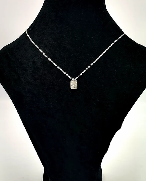 Gümüş Renk Zincirli Figürlü Karamaz Lüks Kolye