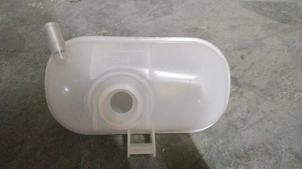 RADYATOR SU DEPOSU KAPAKSIZ OPEL OMEGA B 2.0 2.2 93-98 ürün görseli 1