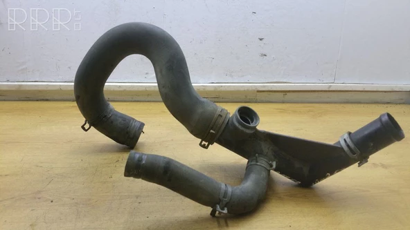 SU BORUSU PLASTIK VW CRAFTER 2.5 TDI 06 >
