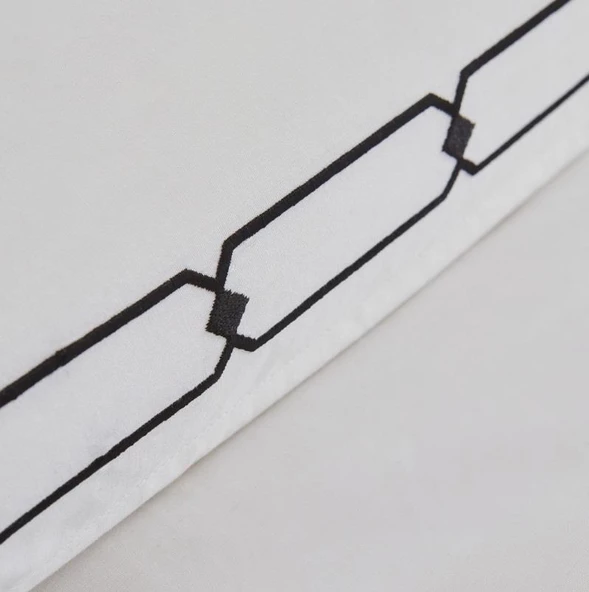 Karaca Home White Colllection Diane Beyaz Çift Kişilik Nakışlı Percale Nevresim Takımı - 2