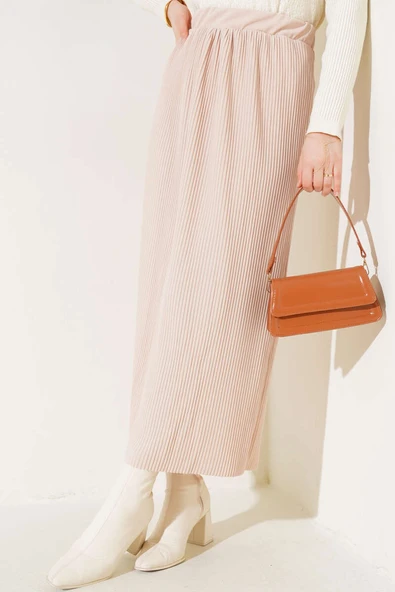 Kumaşı Piliseli Kalem Etek Bej ürün görseli 1