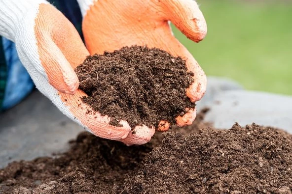 Isparta Gülü Toprağı Torfu 3 kğ Özel Karışım Bitki Toprağı