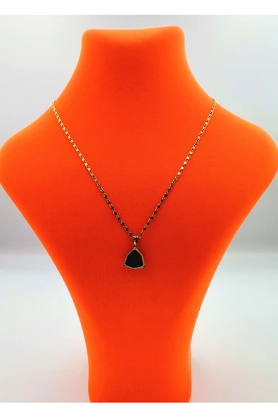 Gold Renk Zincir Figürlü Kararmaz Özel Tasarım Kolye ürün görseli 1