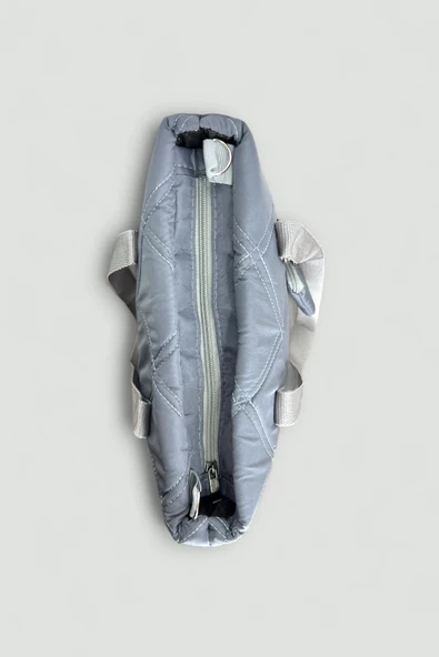 Me-vo Kadın Gri Renkli Orta Boy Paraşüt Kumaş Çarpaz Askılı El ve Omuz Çantası - Resim 3