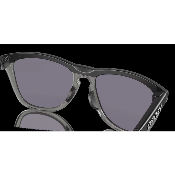 Oakley Frogskins Hybrid MtBlk/GySmk w/PrizmGy Unısex Gözlük 0OO9289-OAK.9289 - Resim 4