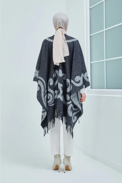 Hep Trend Kadın Çift Taraflı Saçaklı Omuz Şalı Panço - 2