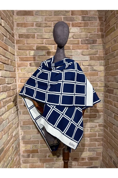 Lüx Triko Çift Taraflı Ekose Desen Panço - 3