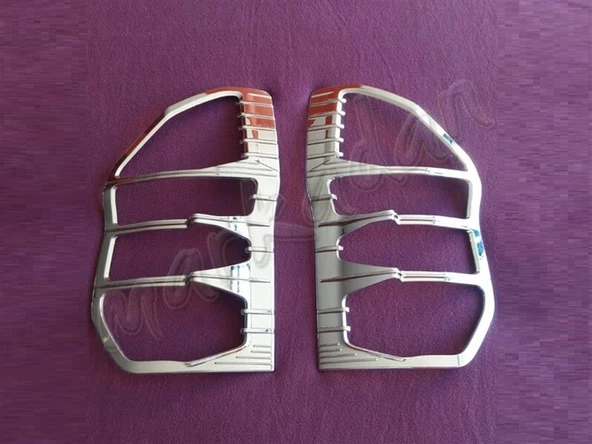 WOC Chrome Ford Tourneo Courier Krom Stop Çerçevesi 2014-2023 2 Parça Abs Krom ürün görseli