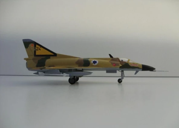 IAI Dagger PM Model Demonte Plastik Uçak Maket Kiti - 4