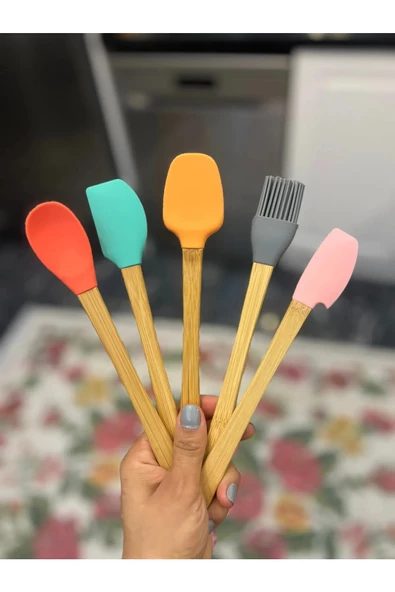 5 Li Renkli Ahşap Saplı Silikon Uçlu Spatula Fırçalı Kaşık Seti -Yemek Hazırlık Seti 21 Cm - 2