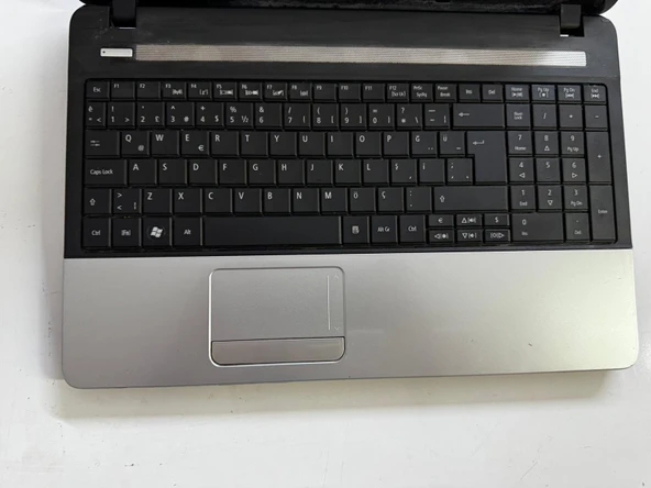 Acer Aspire ES1-512 LAPTOP İNTEL CELERON 15,6''- 8 / 256 GB SSD GARANTİLİ (YENİLENMİŞ 2. EL ÜRÜN) - 4