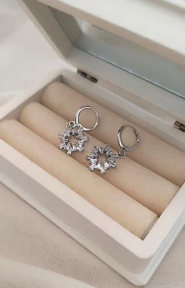 Küpe Kararmaz Çelik 316L Lüks Küpe Renk Gri Taşlı Küpe