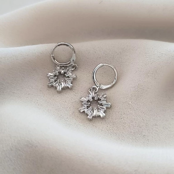 Küpe Kararmaz Çelik 316L Lüks Küpe Renk Gri Taşlı Küpe - 3