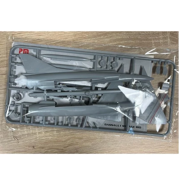 Dassault Mirage iii o Pm Model Avustutala akro tim Demonte Plastik Maket - 3
