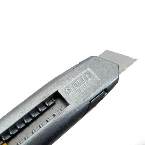 Stanley 0-10-018 165x18mm Interlock Kilitlenen Maket Bıçağı - Resim 4
