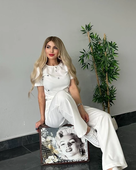 İthal ATLAS KUMAŞ ÖZEL DİKİLMİŞ TAŞ TASARIMLI İKİLİ TAKIM TİŞÖRT PANTOLON - 2