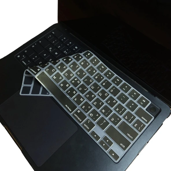 MacBook Rusça Klavye Koruyucu US Enter İnce Hafif Silikon M1–M5 Uyumlu Toz Sıvı Koruma ürün görseli 1