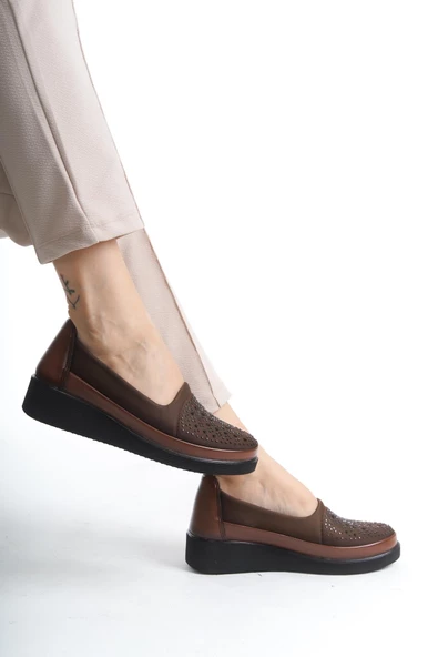 Artı-Artı001-1918 Ortopedik Topuk Dikeni Detaylı Kadın Bağsız Taba Ayakkabı - 2