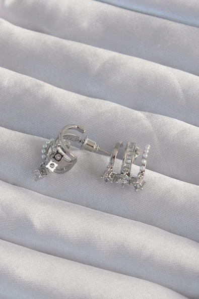 Pirinç Gümüş Renk İncili Çoklu Zirkon Taşlı Yarım Halka Küpe - TJ-BKP9316 - Resim 2