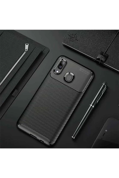 CEPCASE    Samsung Galaxy A20 Kılıf Karbon Fiber Tasarım Ultra Slim Lüx Görünüm Silikon Kapak