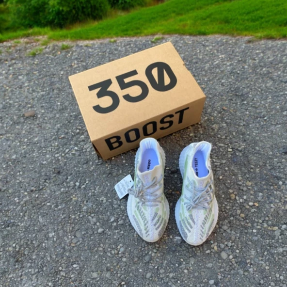 Adida Yeezy Boost 350